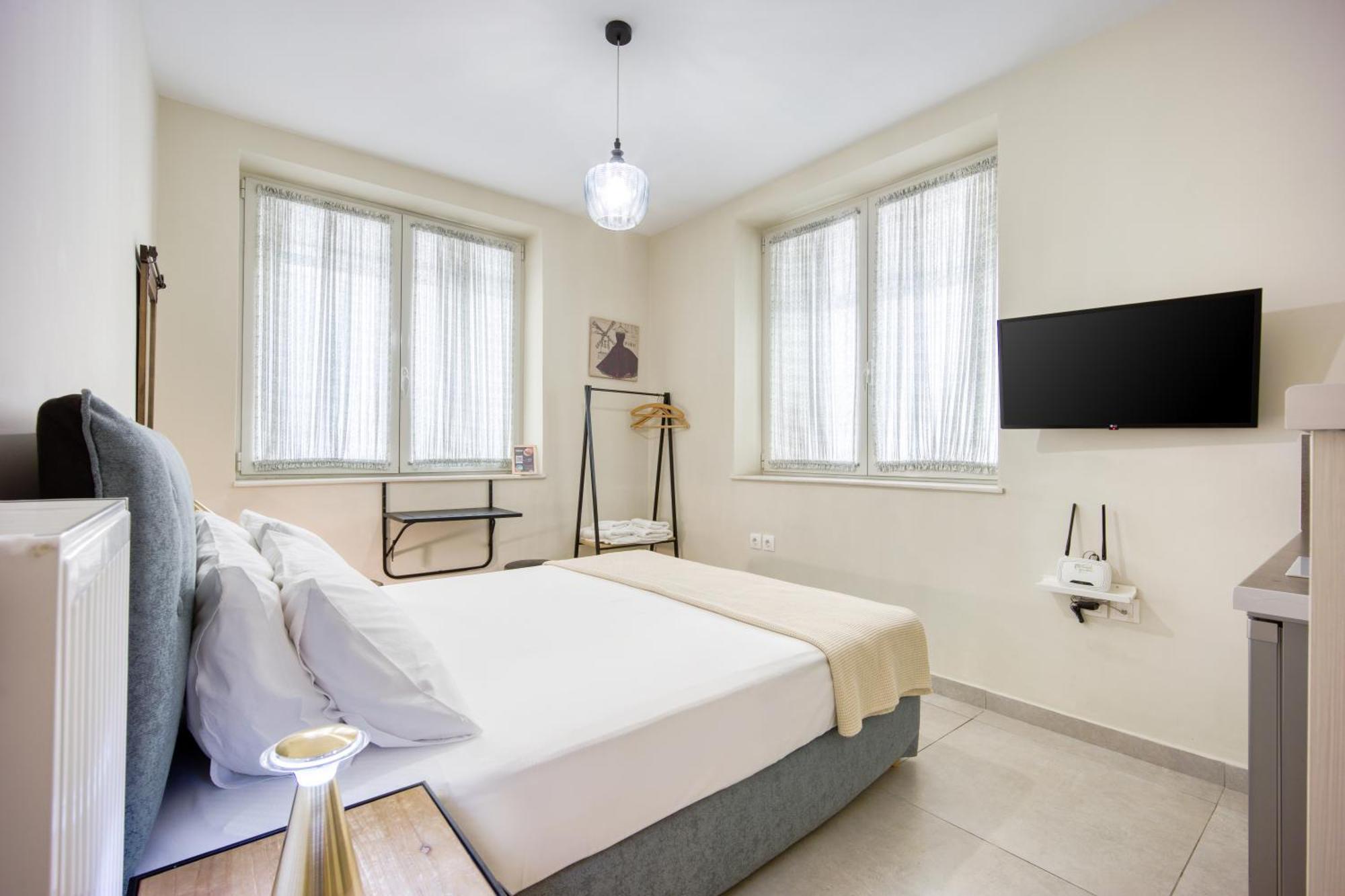 Bentzi...Boutique Apartment 1, Classic Double With Kitchenette, 2 Guests เอเธนส์ ภายนอก รูปภาพ